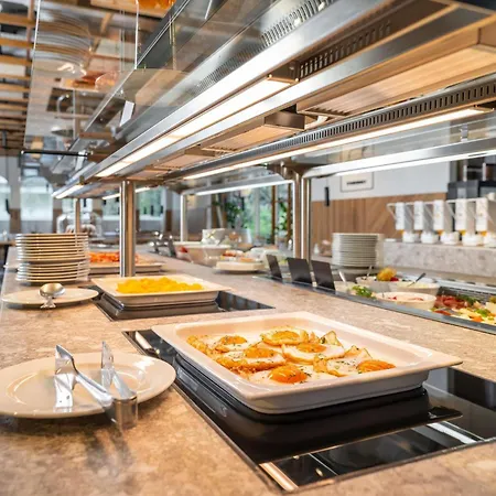 Ibis Styles Messe Hotel 3*