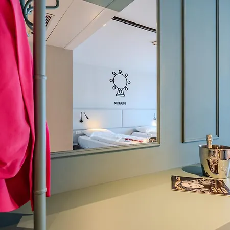 Ibis Styles Messe Hotell 3*