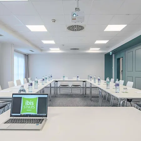Ibis Styles Messe Hotel 3*