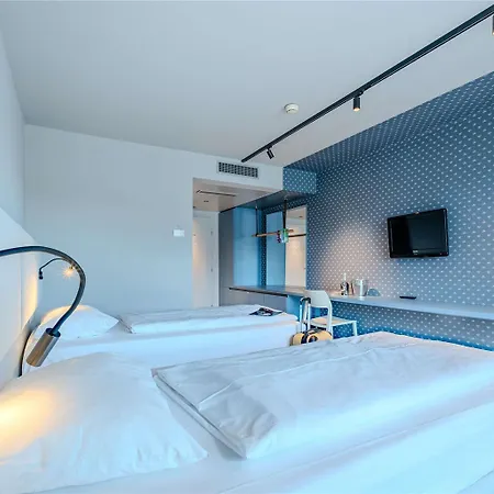 Hotel Ibis Styles Messe 3*