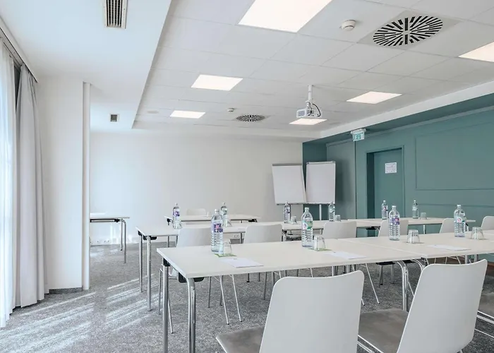 Ibis Styles Messe 3*